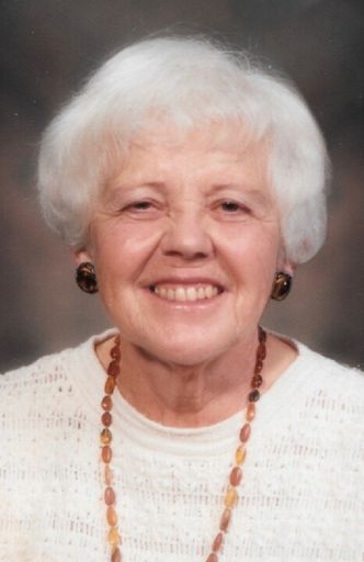 Jean Tucker photo gallery thumbnail 1 of 4
