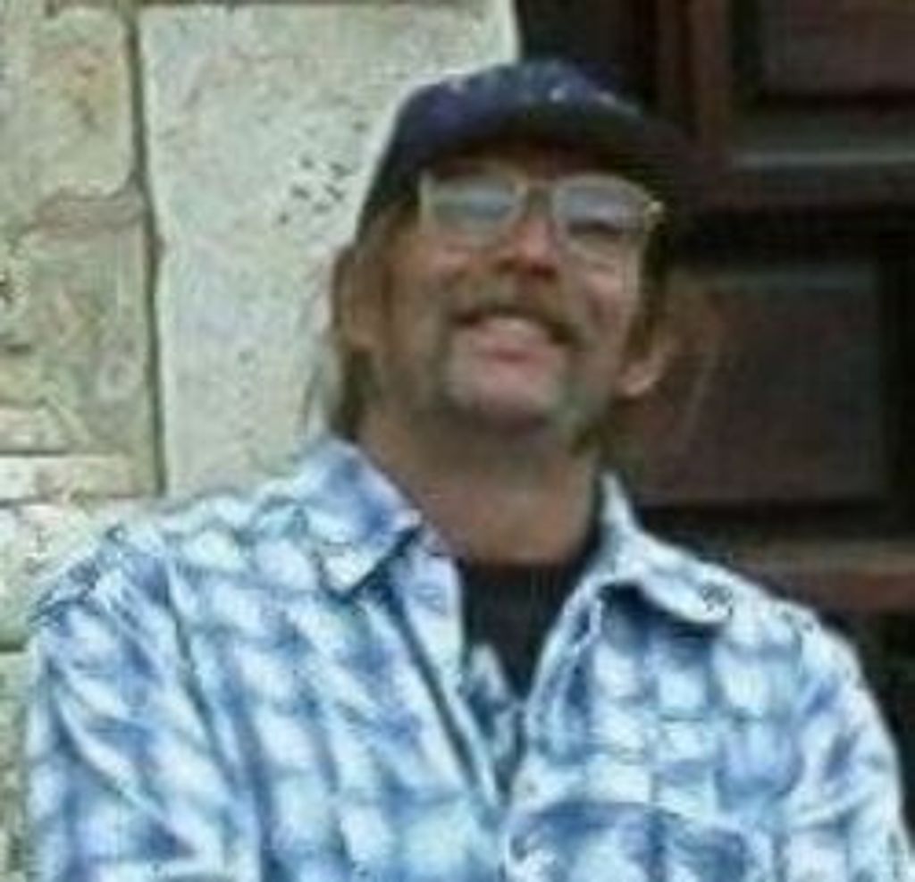 Dennis  Loyd Larkan