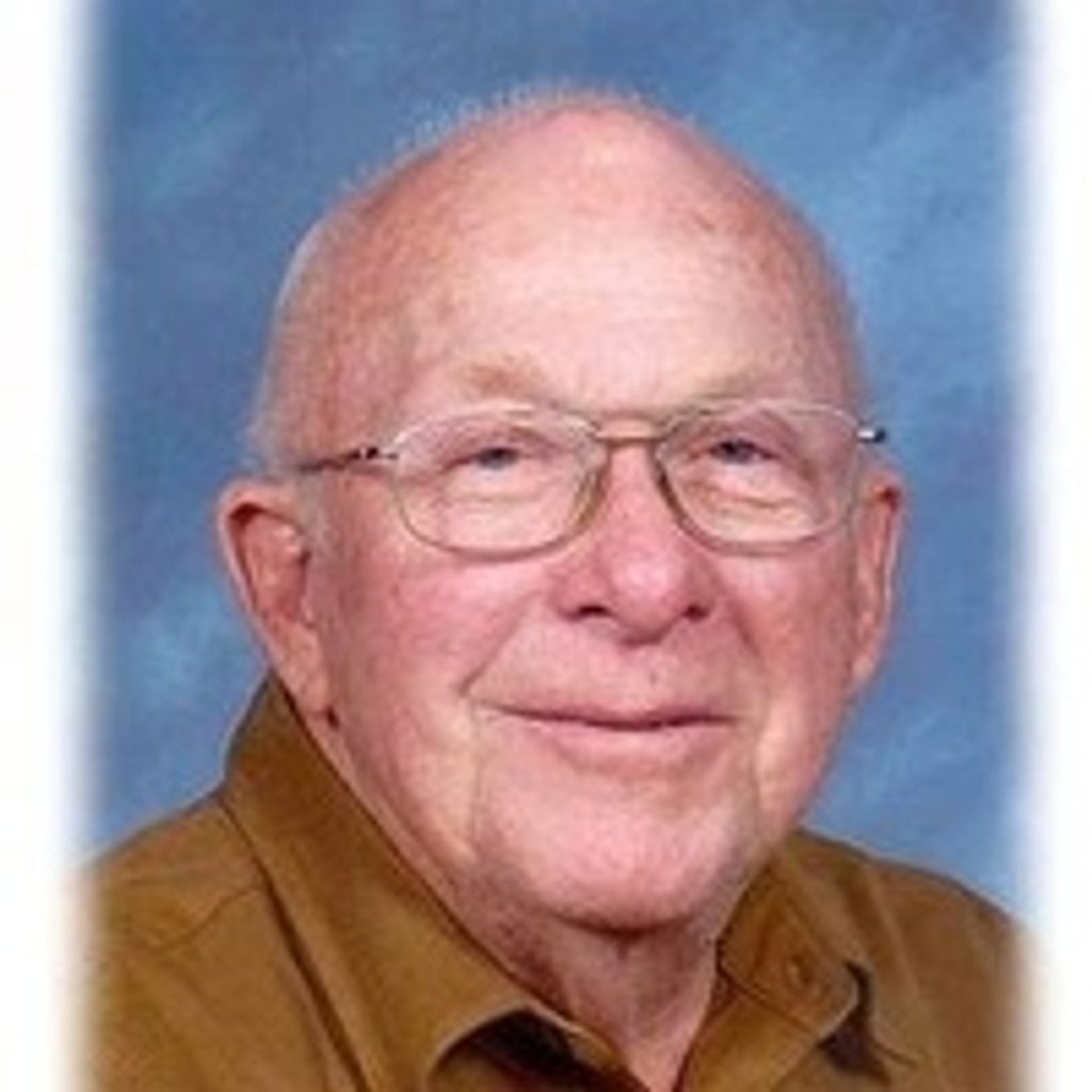 Lloyd Kummet Profile Photo
