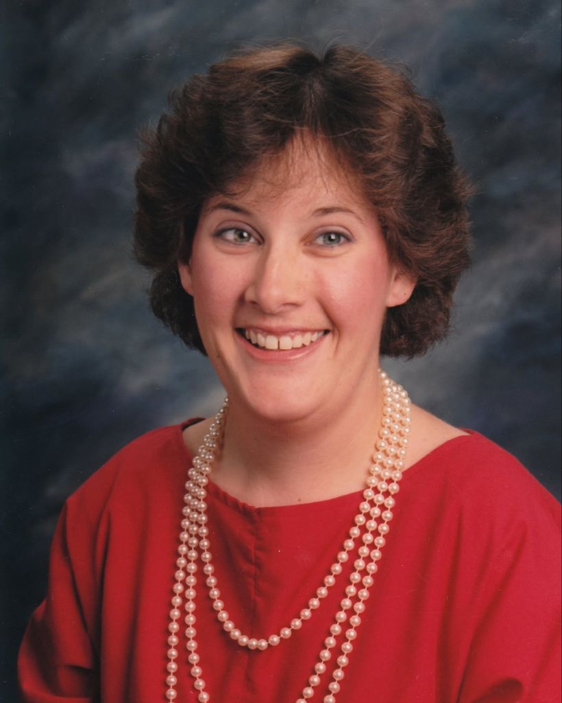 Holly Young Bahr Profile Photo