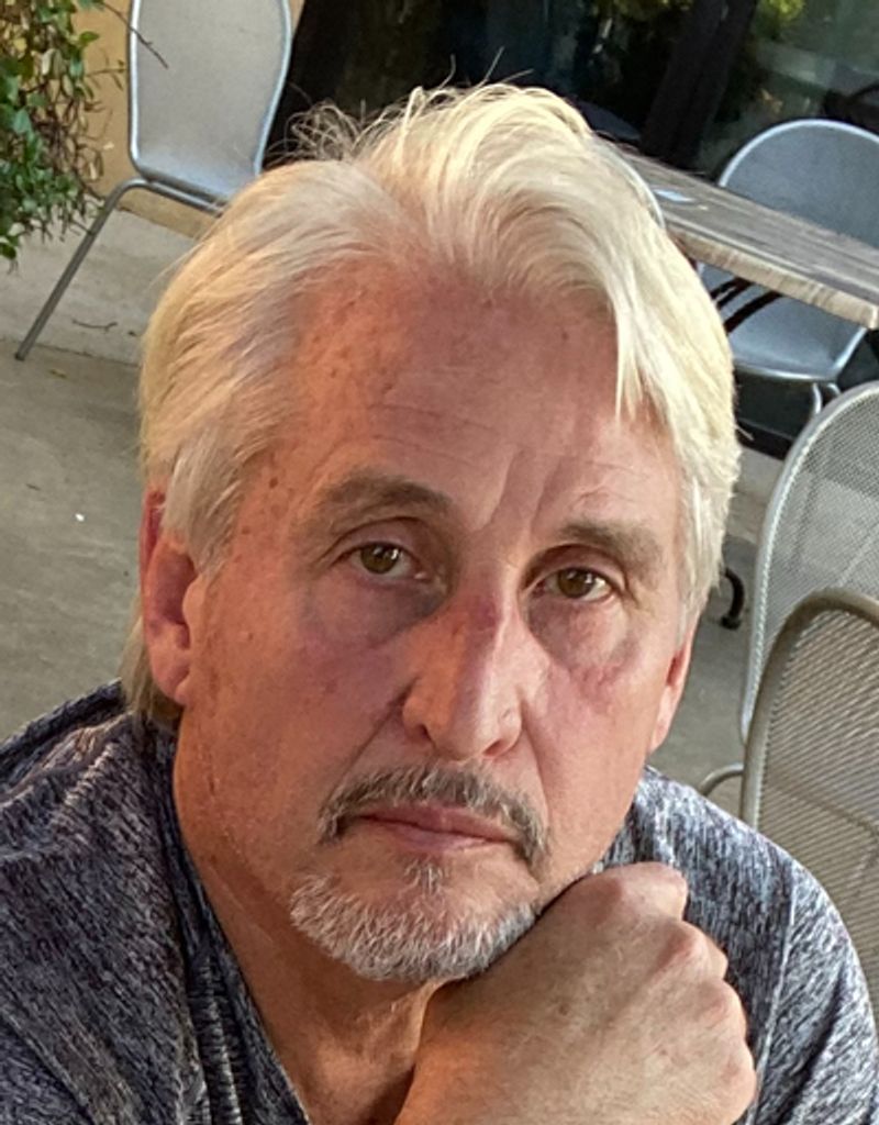 Gordon Everett Mitchell Profile Photo