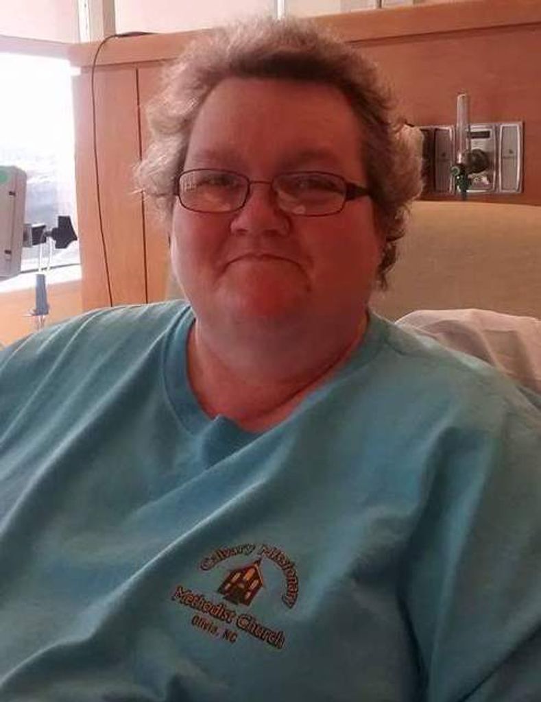 Tracy  "MiMi" Lynne Holifield