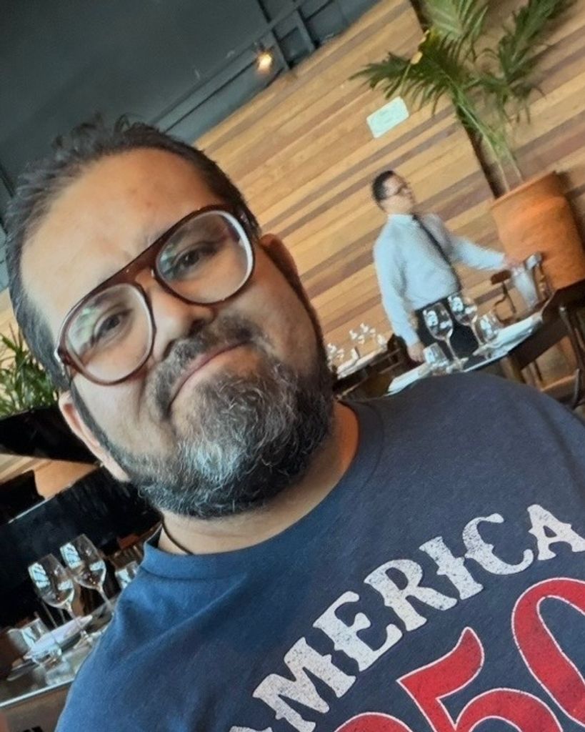 Robert Benjamin Valdez
