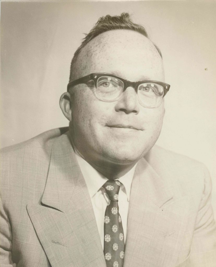 Gordon Emmett Mackenzie