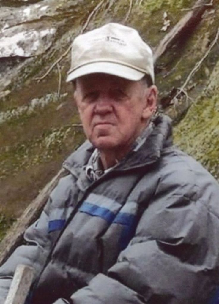 Russell Lee Johnson Profile Photo