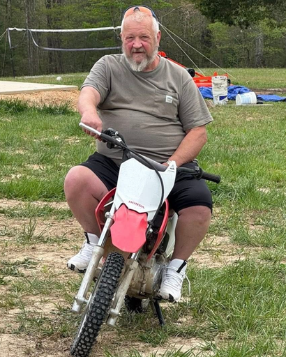 Johnny Everett Higginbotham's obituary image