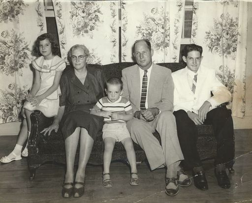 Connie Sue (Cain)  Townley photo gallery thumbnail 32 of 138