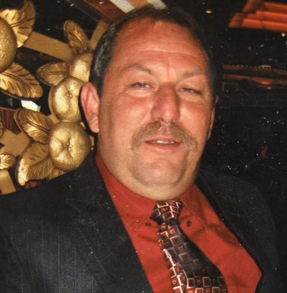 Robert Carter Profile Photo