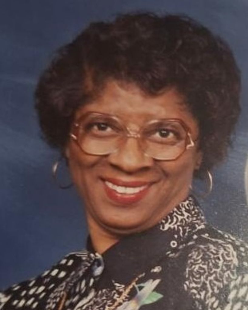 Essie Bolden Profile Photo