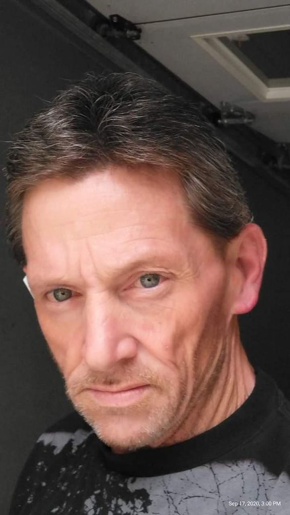 Robert Hall Sr. Profile Photo