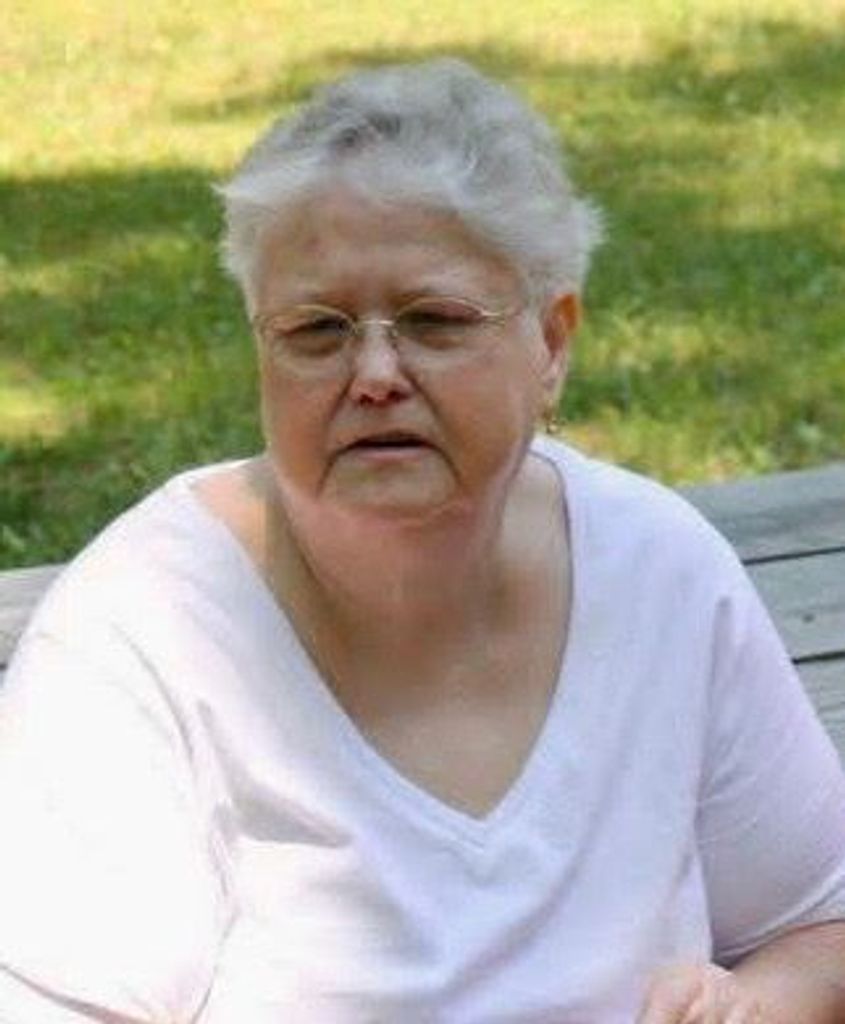 Deloris Faye "Dee" Mullins Profile Photo
