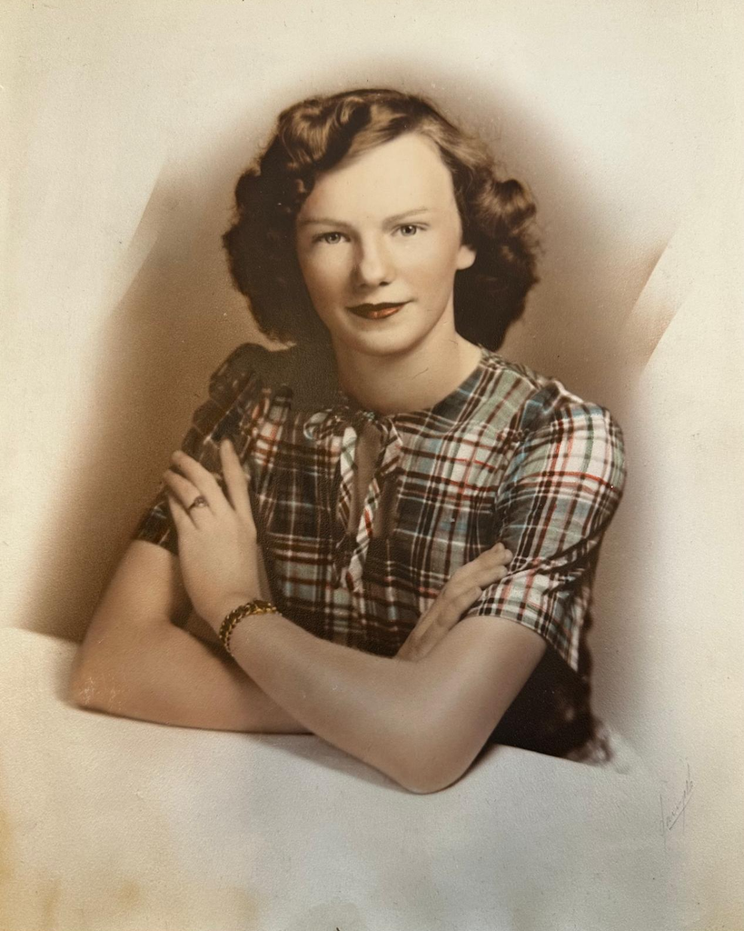 Lora Mae Cobb Profile Photo