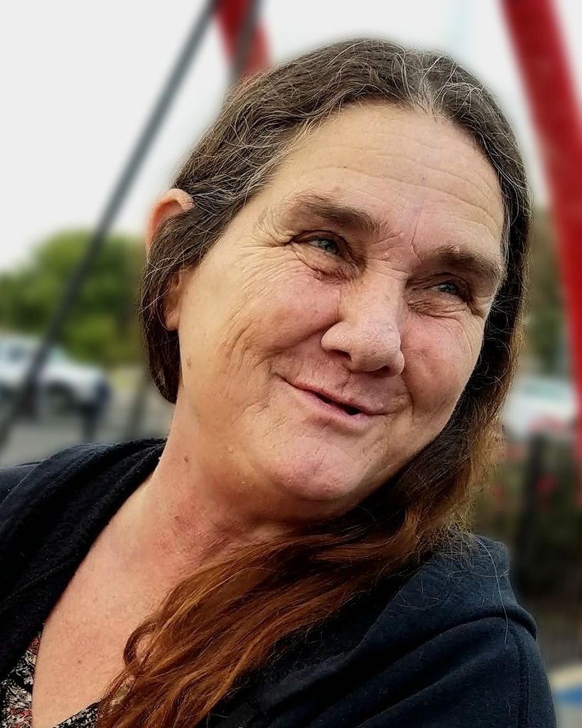 Debra Lynn Mills Profile Photo