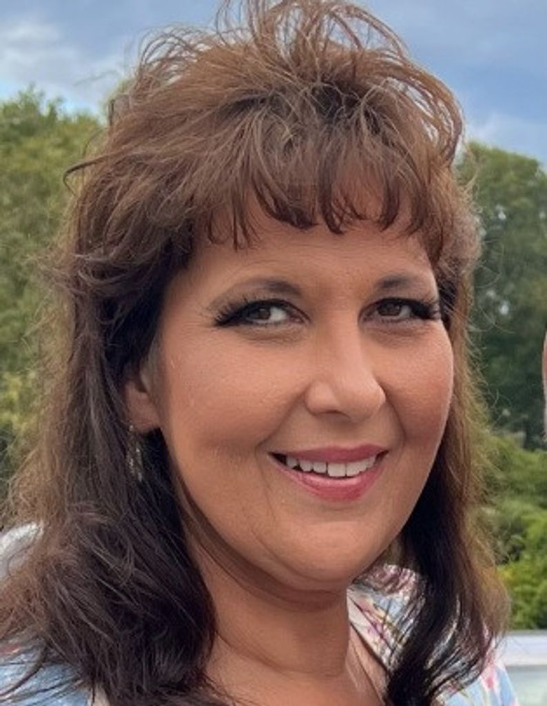 Denise  "Dede" Bullard