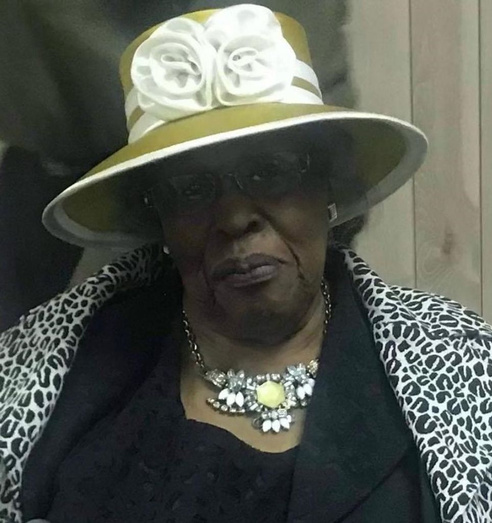 Mrs. Elsie Mae Perkins - Peterson Profile Photo