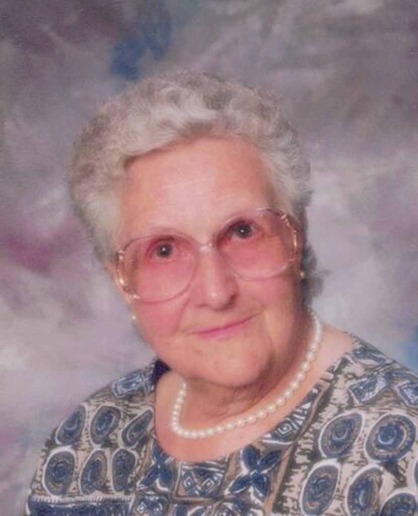 Leona L. Petri Profile Photo
