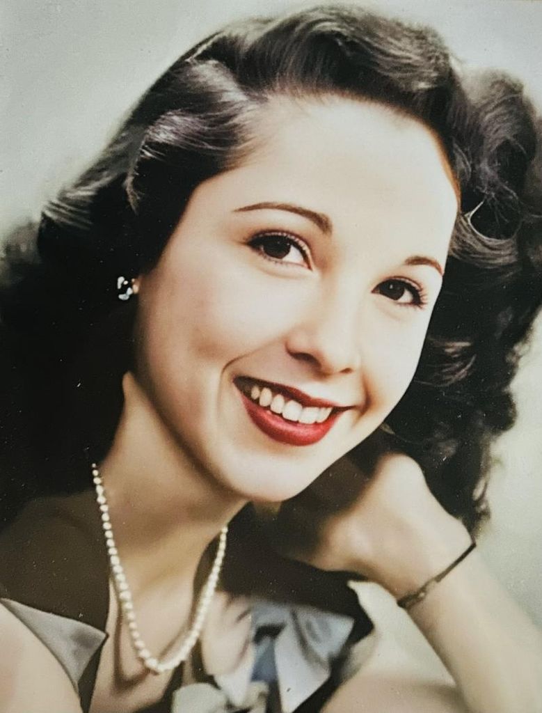 Leona "Lee" Mae Smith Profile Photo