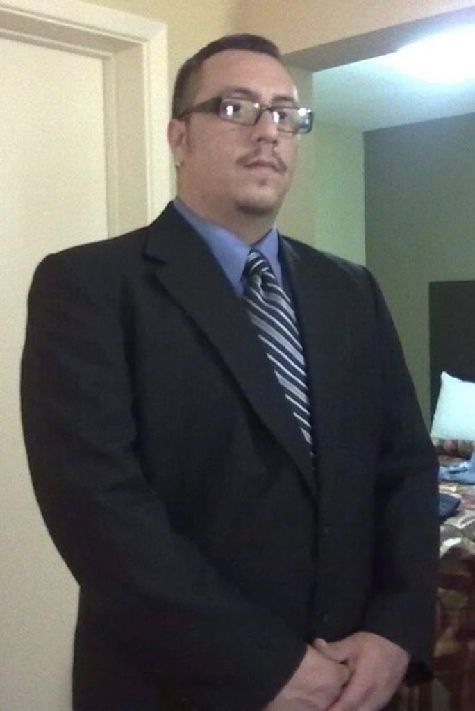 David Raveles Profile Photo