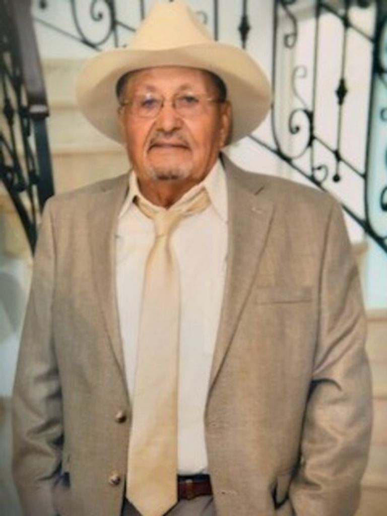Taurino Gonzalez Profile Photo