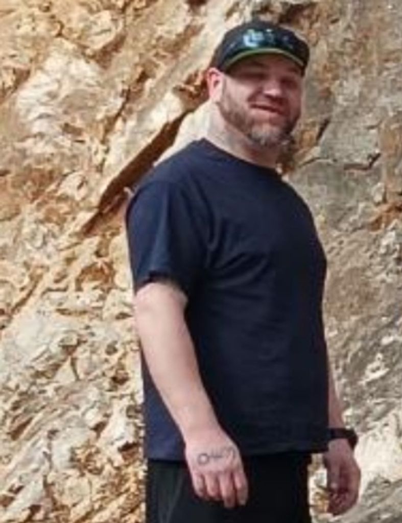 Larry  Dean  Guinn, Jr.