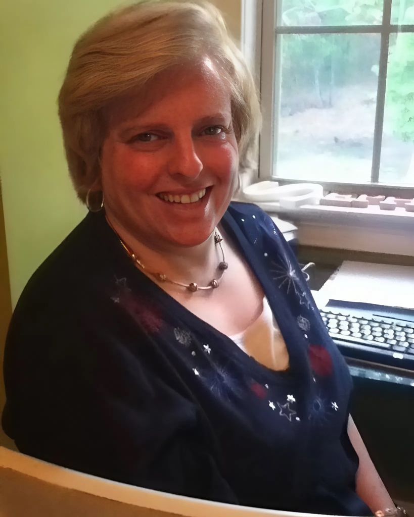 Gwendolyn Jane Vieweg
