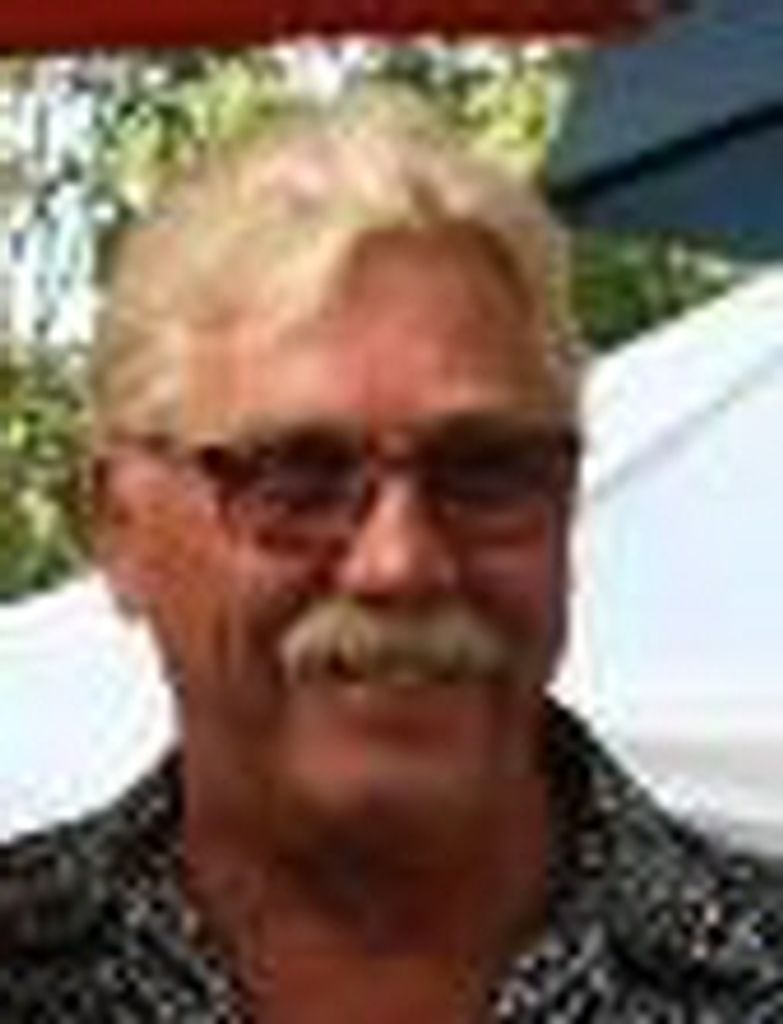 Richard D Harcus Profile Photo