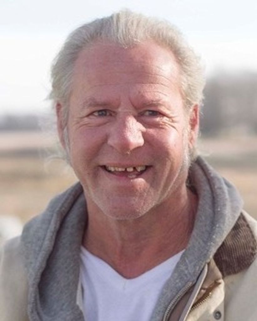 Carlos Taylor Profile Photo