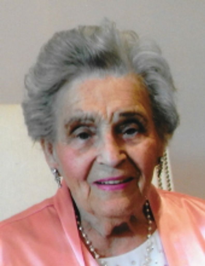 Efrosinia Rose Kolosiwsky Profile Photo