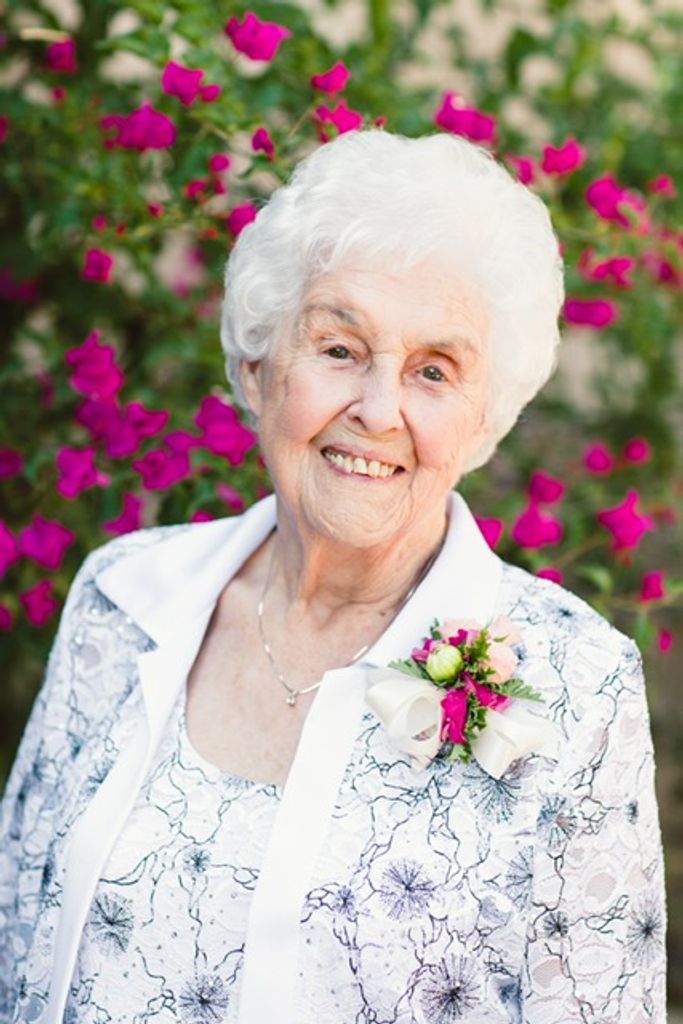 Lorraine Ella (Wellen)  Hellen