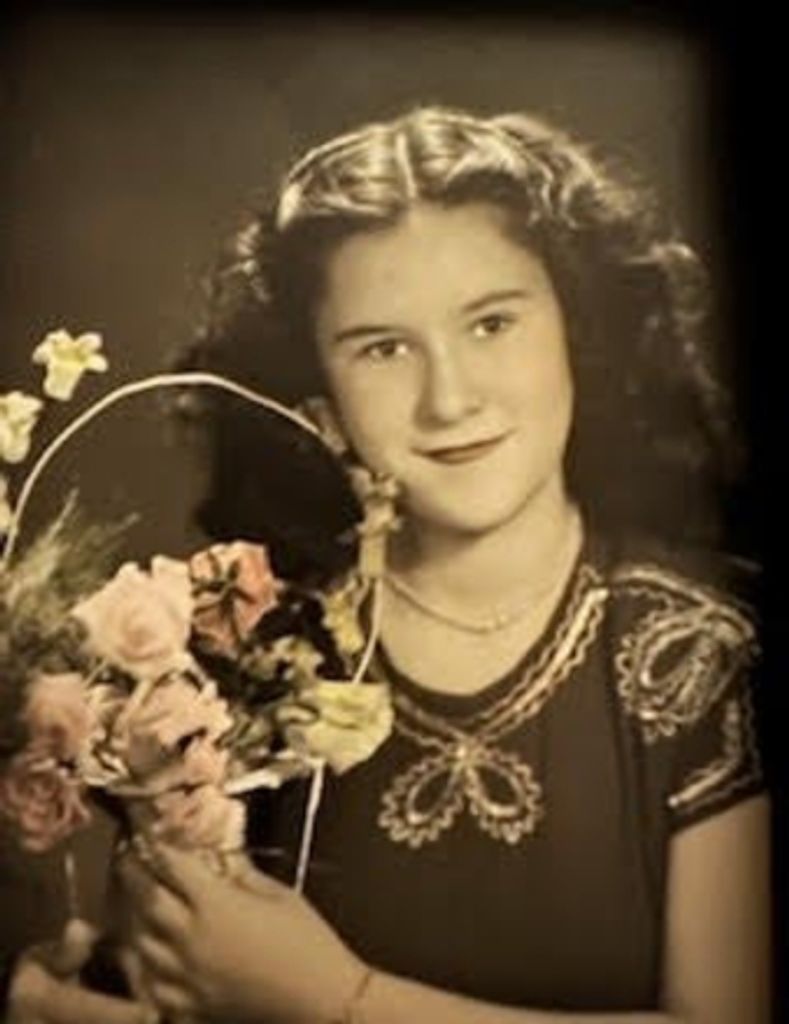 Dora  Perez