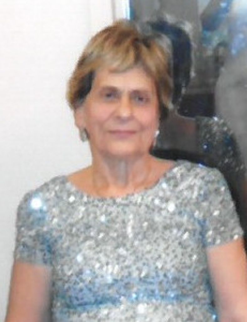 Tula Vinihakis