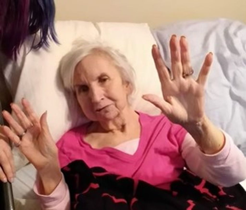 Gloria Ann (Woods)  Mock