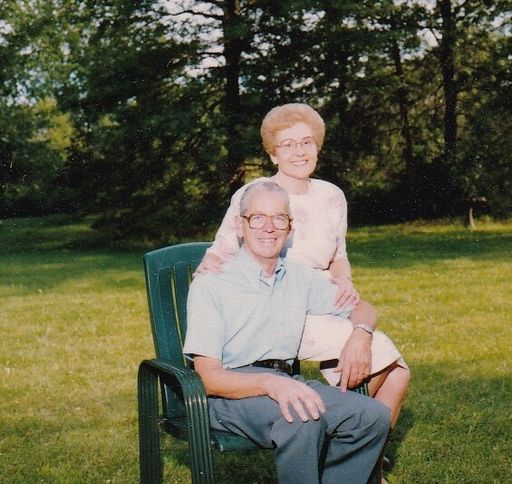 Verna F. Edwards Strandlund photo gallery thumbnail 14 of 75