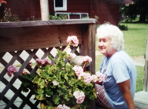 Vearladeen Turnpaugh photo gallery thumbnail 25 of 51