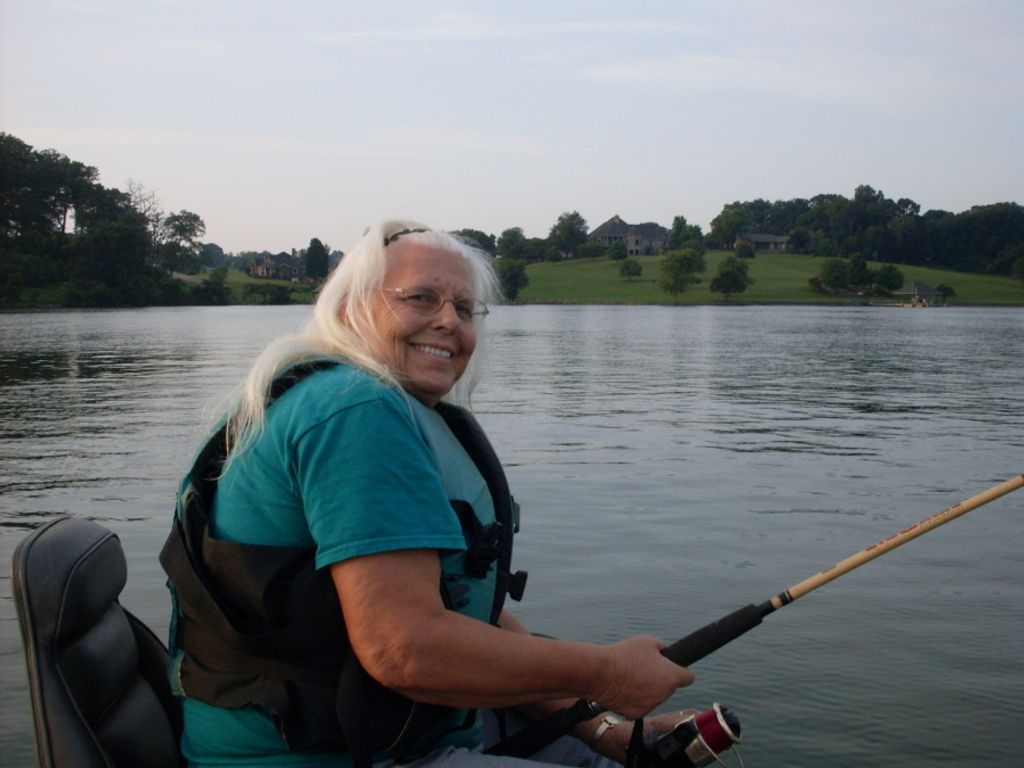 Carol Armes, of Louisville, TN Profile Photo