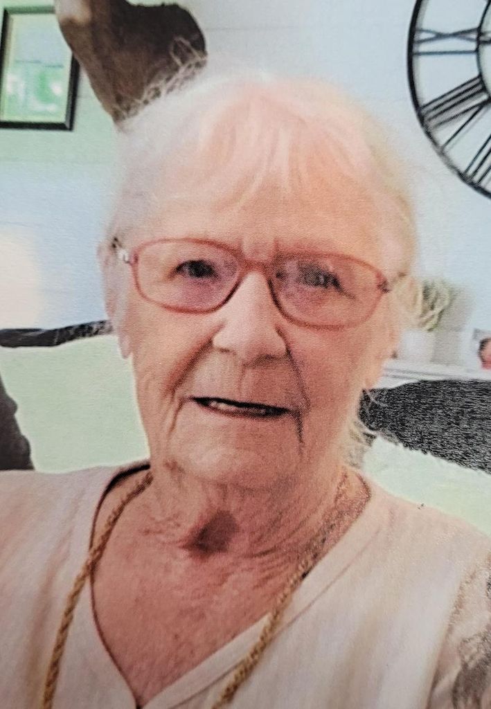 Loretta Dell Holmes Profile Photo