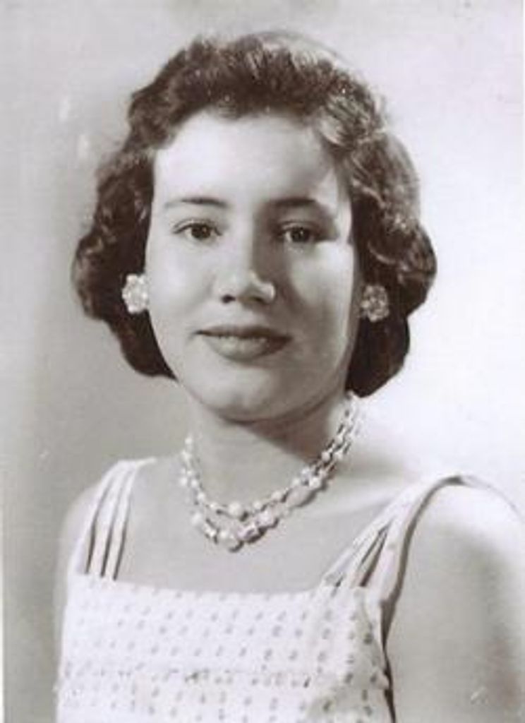Elodia "Coca" Reyes Profile Photo