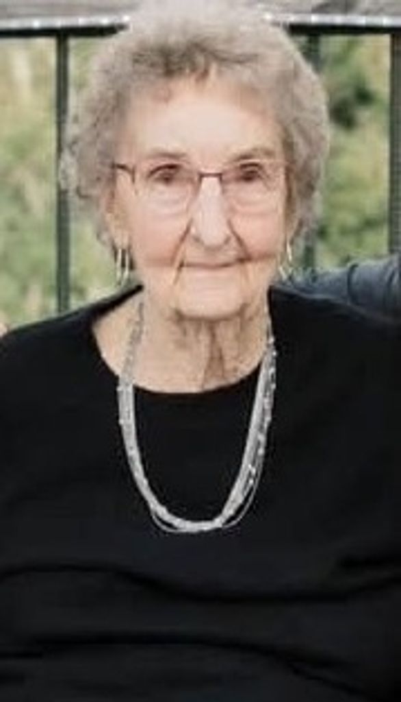 Kay Weaver Nichol Profile Photo