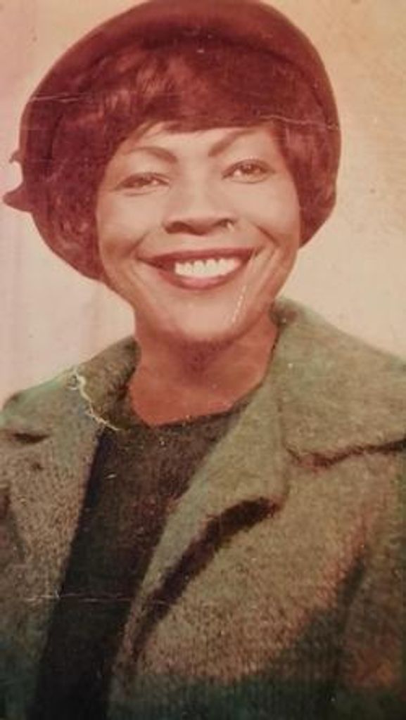 Eva Mae Richmond