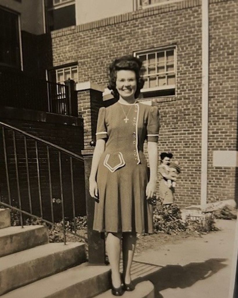 Claire Charleen Knickerbocker Profile Photo