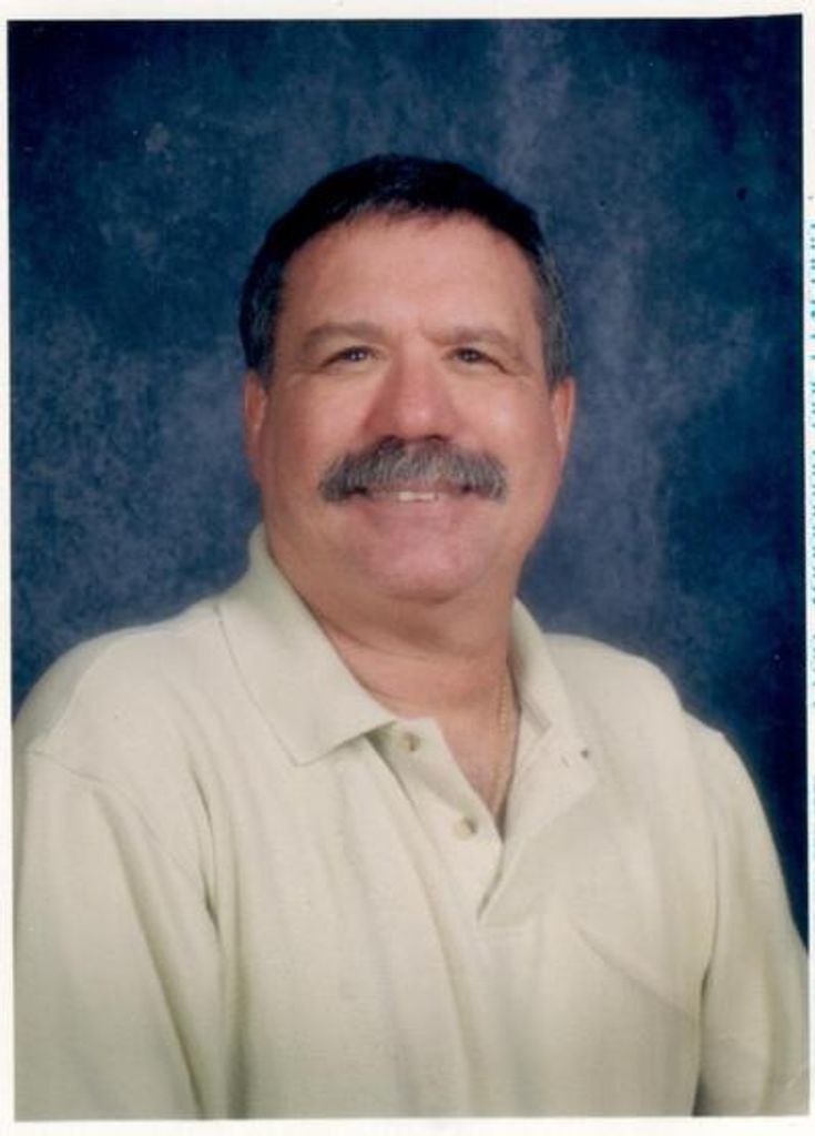 Cesar Daniel De La Guardia Profile Photo