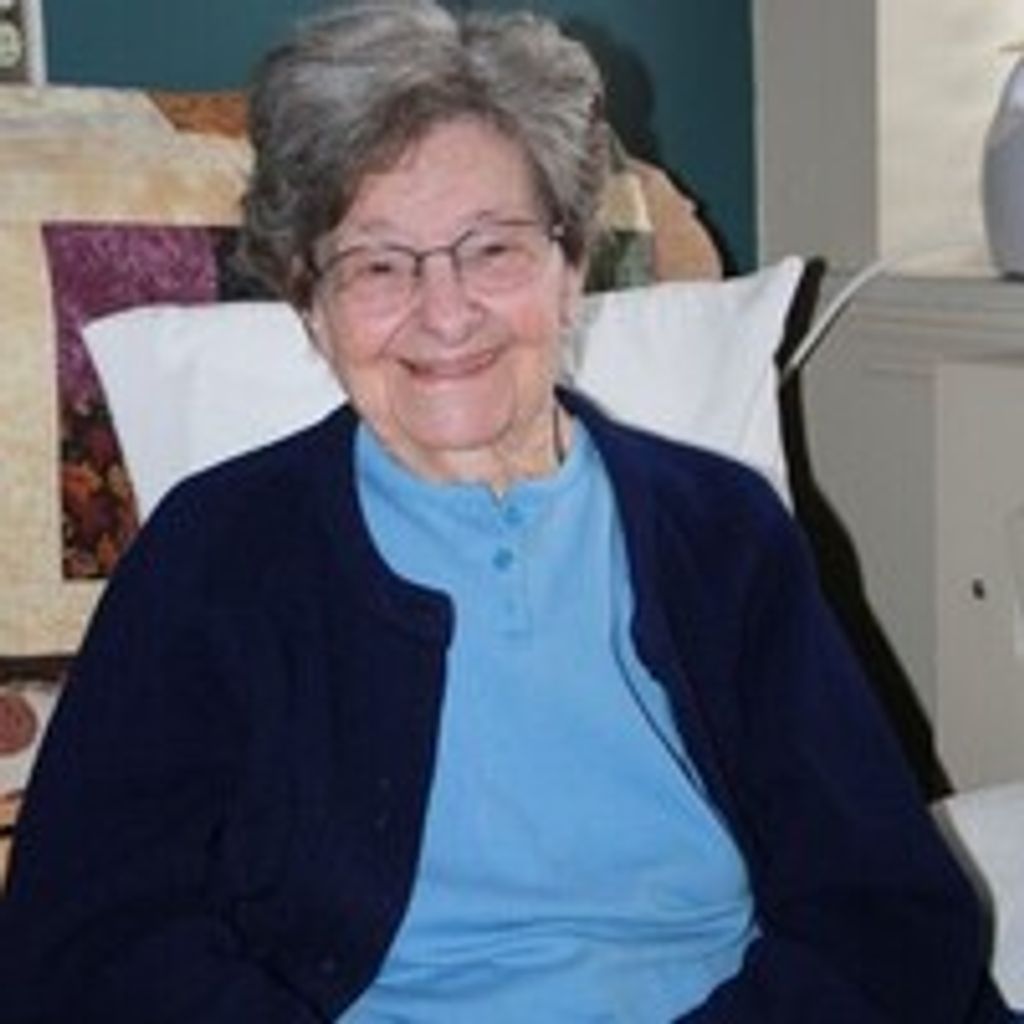Vivian "Sis" MacNeill