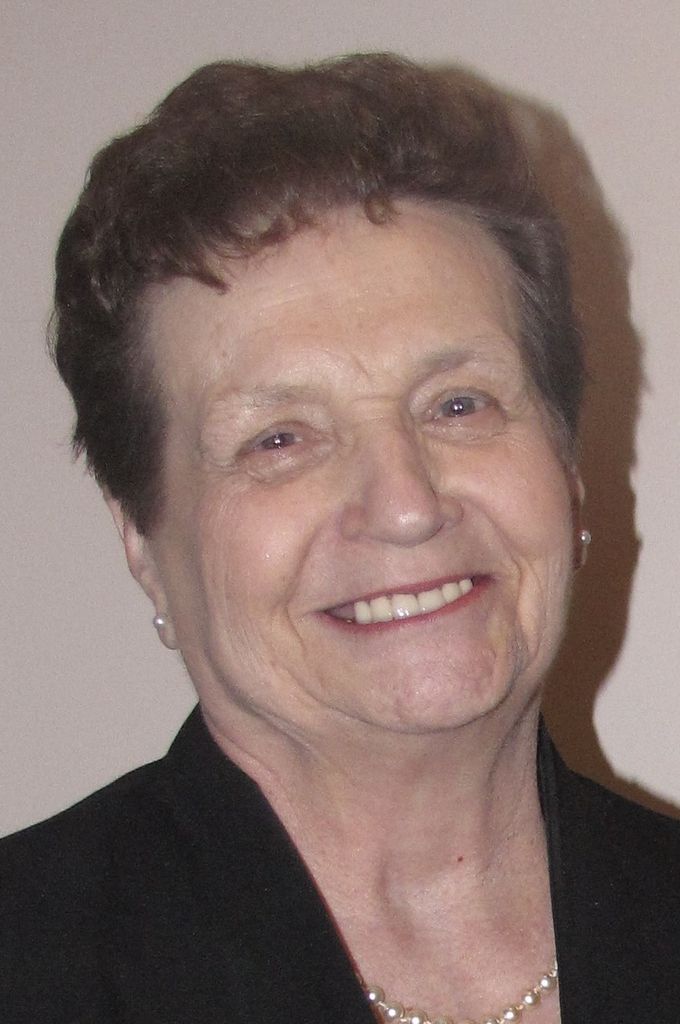 Beverly Lemperle