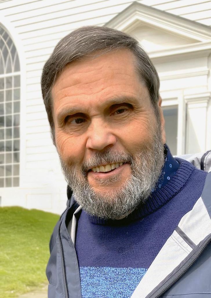 Carl Van Hemelryk Profile Photo