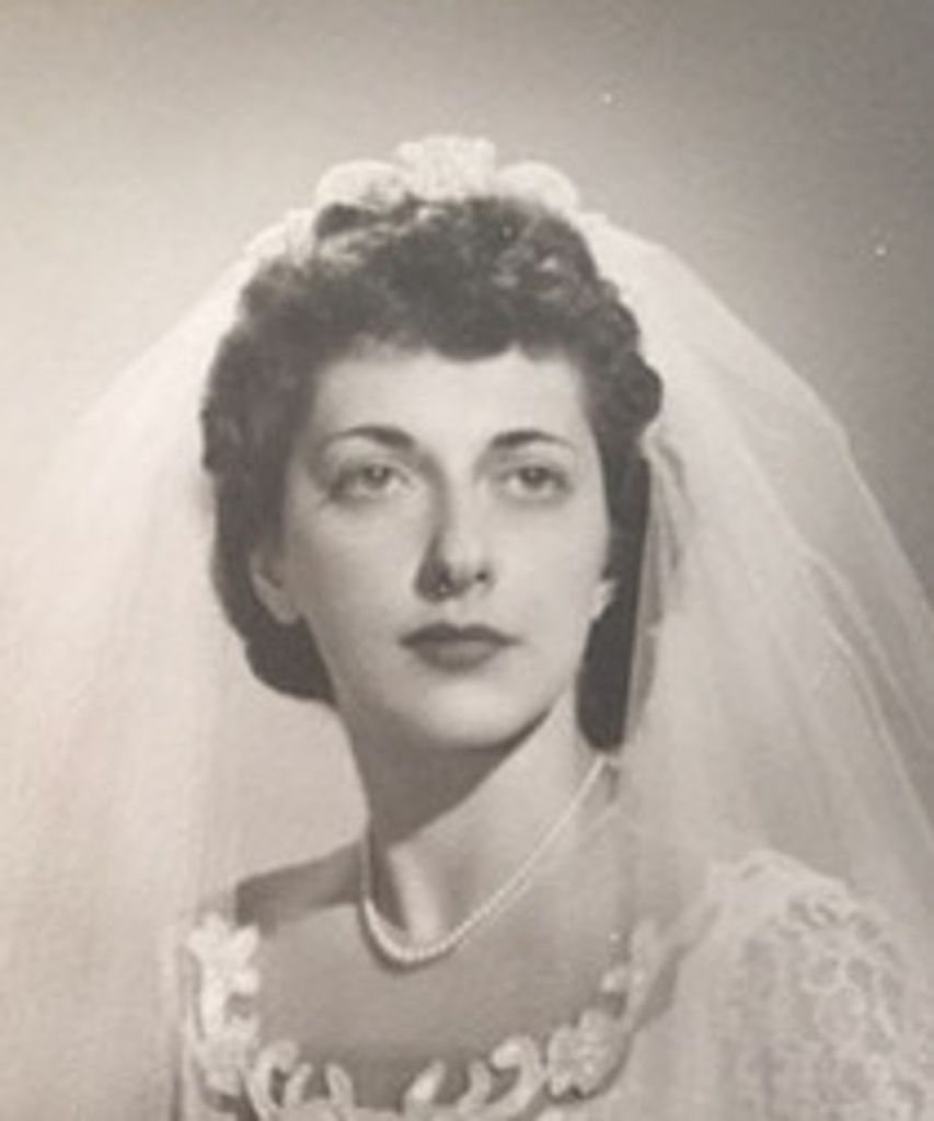 Nena Anna (Kessinides)  Kounouzvelis