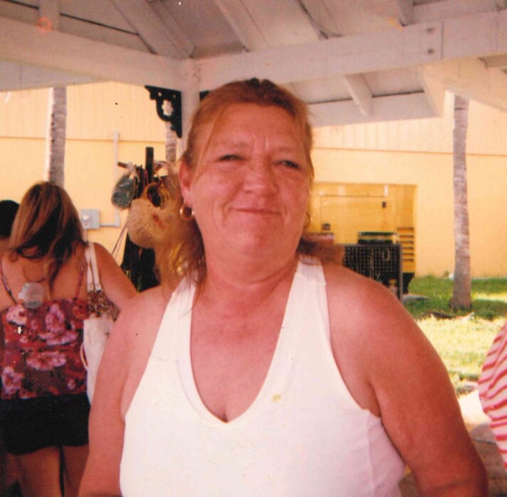 Julia Danette (Bonotto)  Cortes