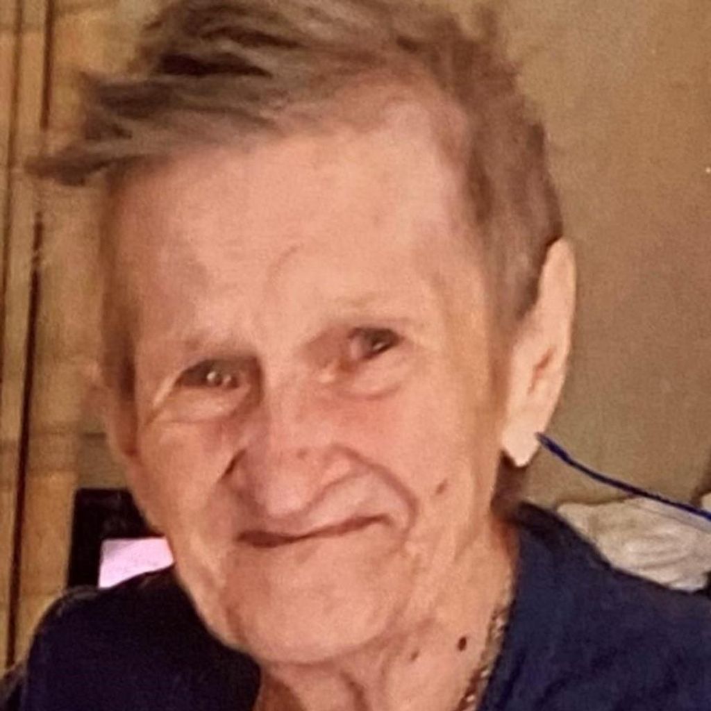 Margaret M. Laniewski (Pecker)  Kamka