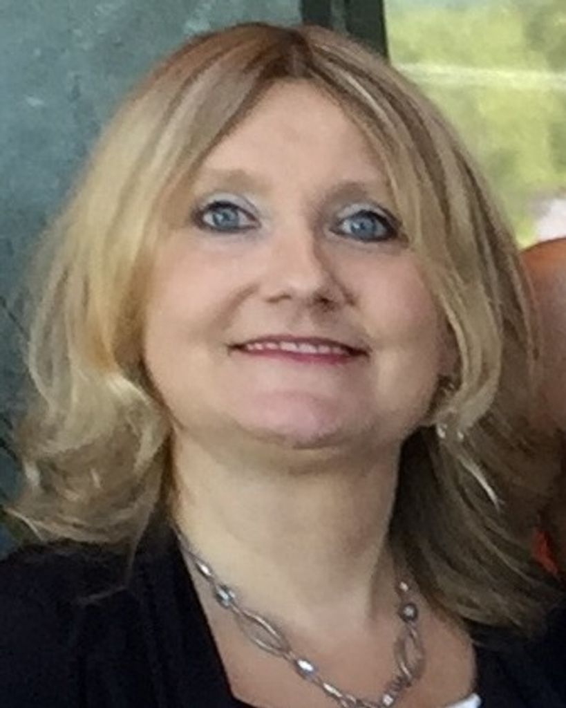 Mary Lynn Schlossmann Profile Photo