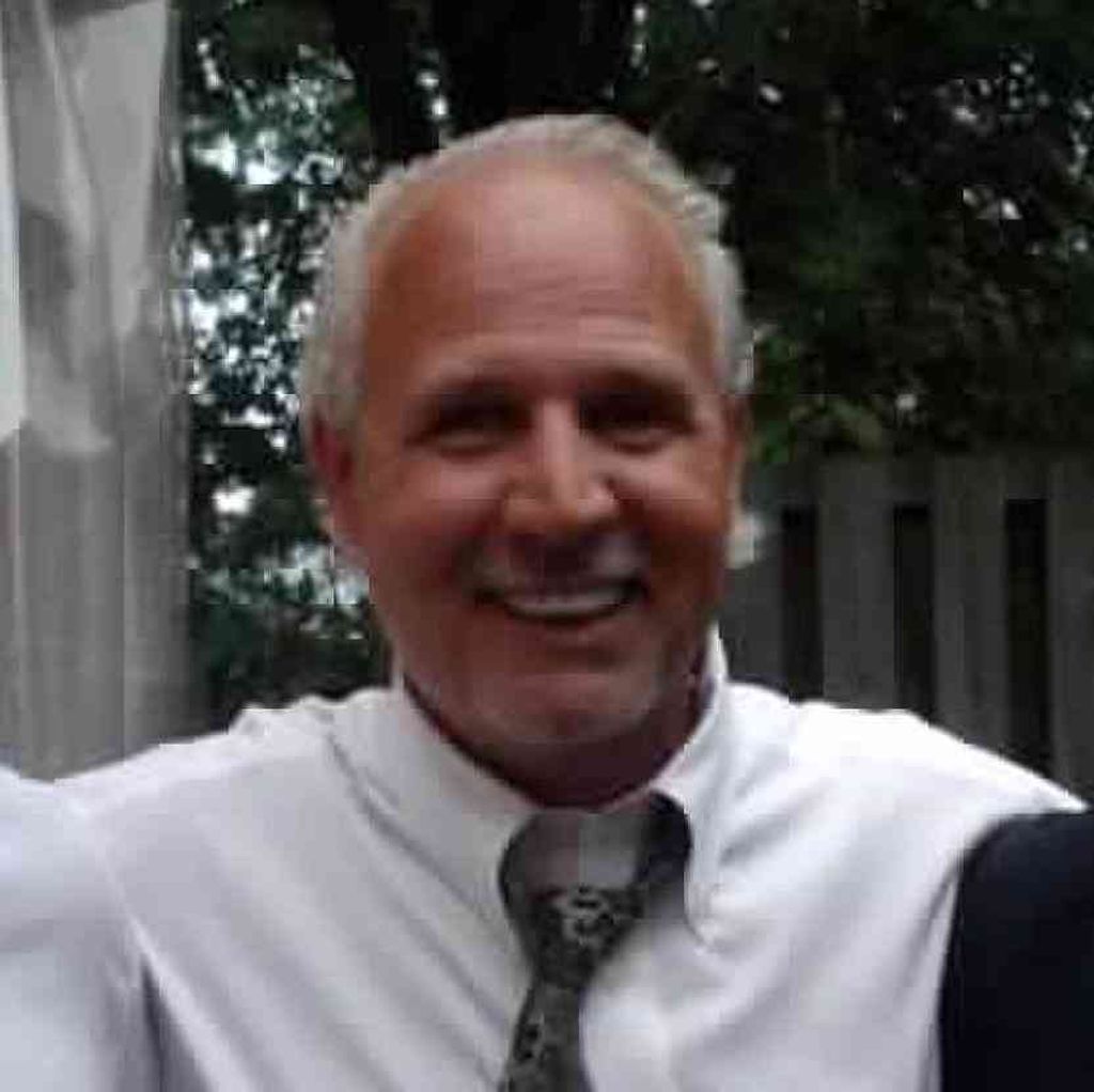 Henri Schiller Profile Photo