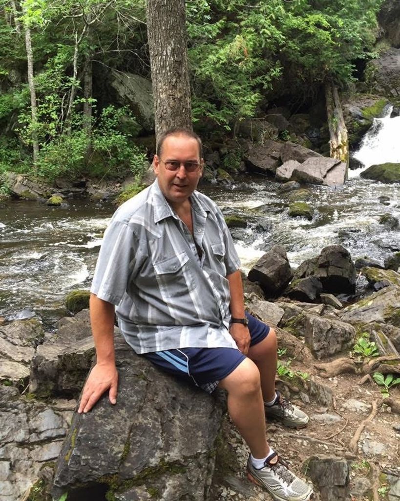 Thomas "Tom" John Brunette